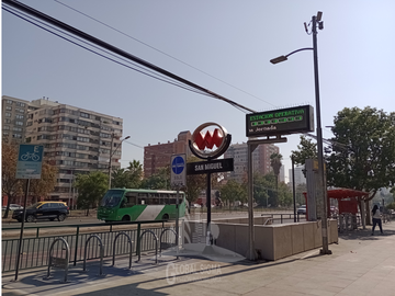 Se vende moderno departamento dúplex. San Miguel