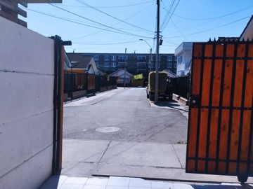 SE VENDE LINDA CASA DE 2 PISOS 3D,2B,LA CRUZ, QUILLOTA