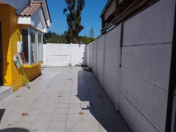 SE VENDE LINDA CASA DE 2 PISOS 3D,2B,LA CRUZ, QUILLOTA