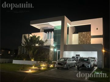 Casa en Fraccionamiento Lagunas de Miralta