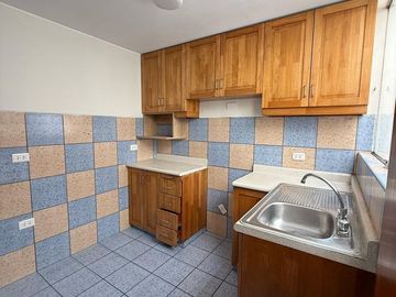 Se vende amplio departamento en Surco
