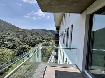 Venta o Renta de Lujoso Departamento en Reserva Escondida KA