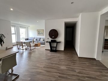 Venta o Renta de Lujoso Departamento en Reserva Escondida KA