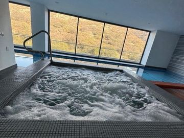 Venta o Renta de Lujoso Departamento en Reserva Escondida KA
