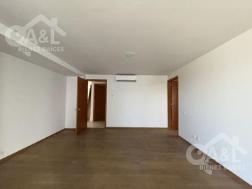 Residencia en Fraccionamiento Bosques de Niebla