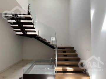 Residencia en Fraccionamiento Bosques de Niebla