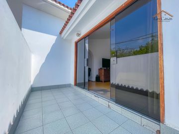 CONDOMINIO DE 2 CASAS EN VENTA