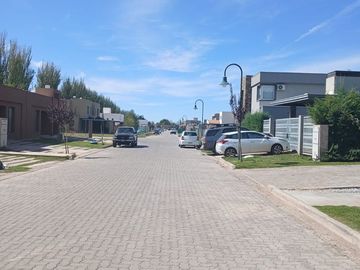 VENTA DE CASA EN CHACRAS DE CORIA -LUJAN DE CUYO
