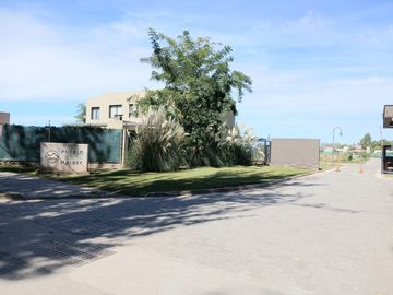 VENTA DE CASA EN CHACRAS DE CORIA -LUJAN DE CUYO
