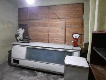 CASAS EN VENTA EN FLORENCIO VARELA CON GRAN LOTE