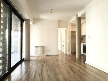 VENTA DPTO. 2 AMBIENTES CON COCHERA VILLA URQUIZA