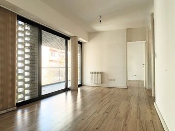 VENTA DPTO. 2 AMBIENTES CON COCHERA VILLA URQUIZA
