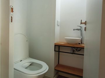 VENTA DPTO. 2 AMBIENTES CON COCHERA VILLA URQUIZA
