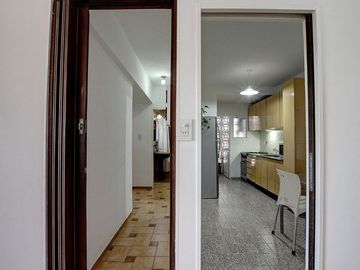 VENTA DPTO 3AMB MONTE CASTRO MUY LUMINOSO Y AMPLIO