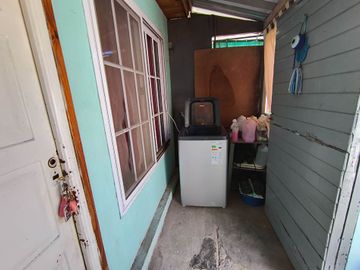 VENTA 3 CASAS EN AMPLIO LOTE