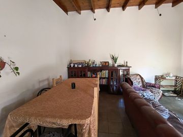 VENTA 3 CASAS EN AMPLIO LOTE