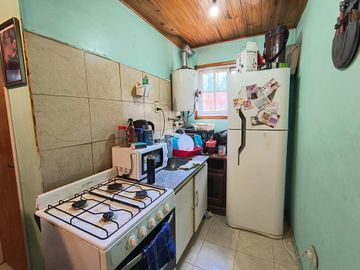 VENTA 3 CASAS EN AMPLIO LOTE