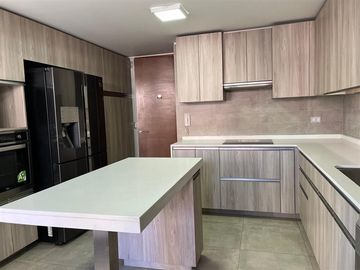 Departamento en Venta en Martin de Zamora, Manquehue, Estadio Español