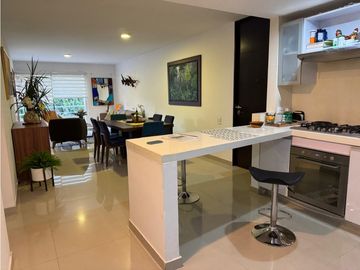 APARTAMENTO EN CIUDAD JARDIN CON VISTA AL HUMEDAL