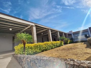 Salón de Fiestas en Venta en Salida a Mil Cumbres, Morelia