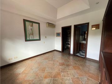 CASA EN PANCE INDEPENDIENTE