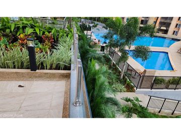 MODERNO APARTAMENTO CON VISTA A LOS FARALLONES