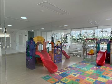MODERNO APARTAMENTO CON VISTA A LOS FARALLONES