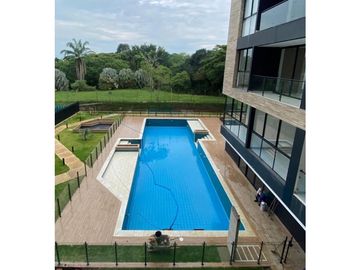 APARTAESTUDIO  MODERNO CON VISTA A ZONA VERDE