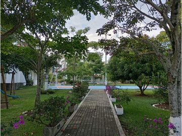 CASA CAMPESTRE AMPLIA