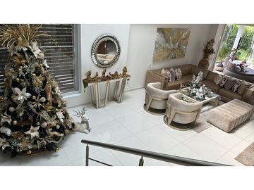 CASA CAMPESTRE AMPLIA