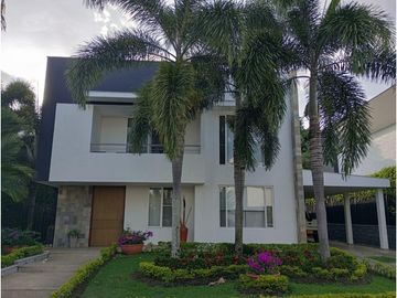 CASA CAMPESTRE AMPLIA