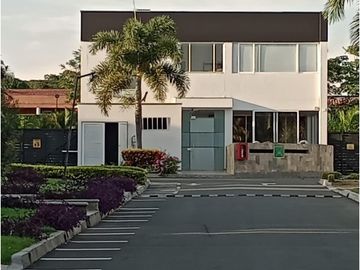 CASA CAMPESTRE AMPLIA