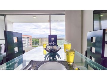 APARTAMENTO AMOBLADO EN ULTIMO PISO CON VISTA A LA CIUDAD