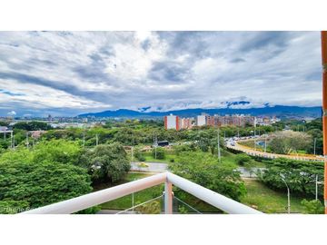 APARTAMENTO AMOBLADO EN ULTIMO PISO CON VISTA A LA CIUDAD