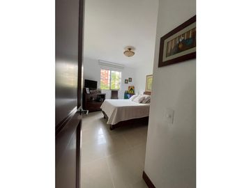 APARTAMENTO CON VISTA A ZONA VERDE