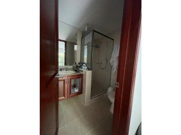 APARTAMENTO CON VISTA A ZONA VERDE