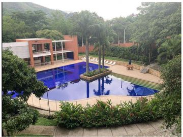 APARTAMENTO CON VISTA A ZONA VERDE