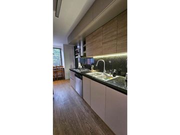 APARTAMENTO CON VISTA A LA CIUDAD