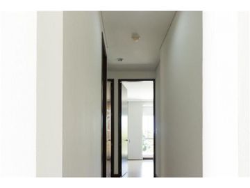 APARTAMENTO CON BUENOS ESPACIOS