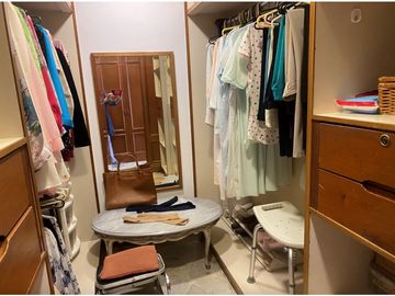APARTAMENTO CON AMPLIOS ESPACIOS
