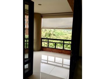 APARTAMENTO CON VISTA A ZONA VERDE