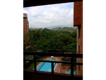 APARTAMENTO CON VISTA A ZONA VERDE