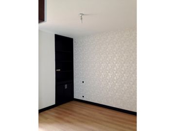 APARTAMENTO CON VISTA A ZONA VERDE
