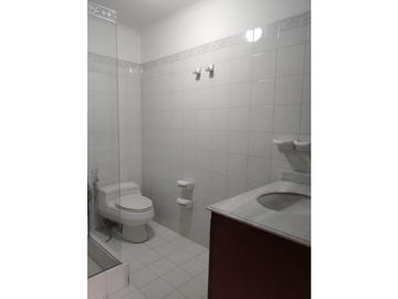 APARTAMENTO EN SANTA RITA CON BUENOS ESPACIOS