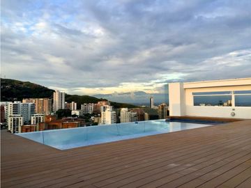 APARTAMENTO MODERNO EN PRIMER PISO CON VISTA A LAS TRES CRUCES