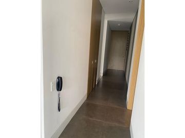 APARTAMENTO MODERNO EN PRIMER PISO CON VISTA A LAS TRES CRUCES