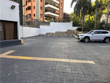 APARTAMENTO DE AMPLIOS ESPACIOS CON VISTA