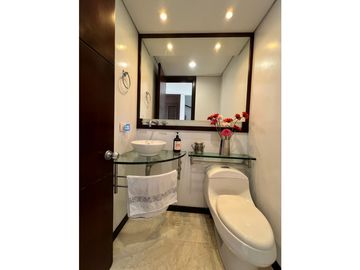 PENTHOUSE CON VISTA A LOS FARALLONES Y A LA CIUDAD
