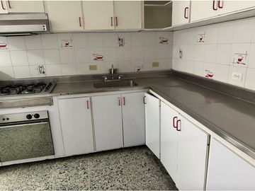 APARTAMENTO CON BUENOS ESPACIOS