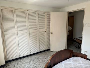 APARTAMENTO CON BUENOS ESPACIOS